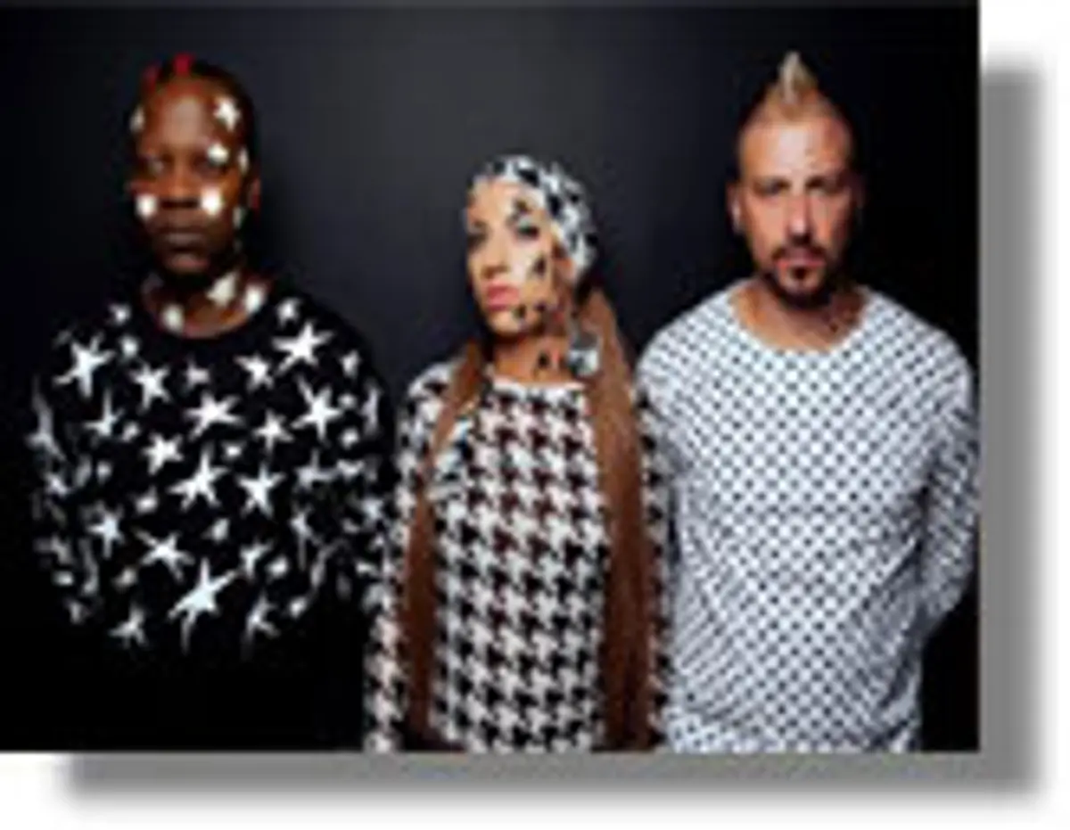 Σήμερα το βράδυ η συναυλία των Vegas στον Πύργο Μπελλένη!