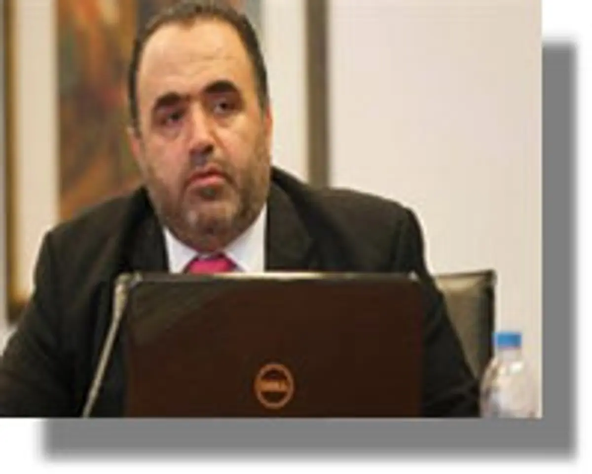 Οι τρεις συμβουλές του Σφακιανάκη για τους ανήλικους χρήστες του Facebook