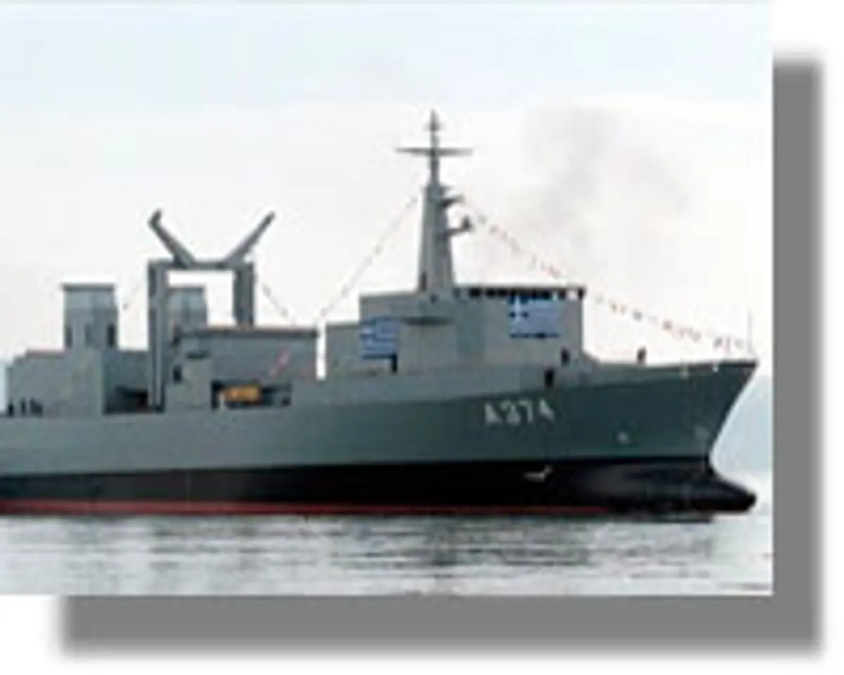 Πλωτό νοσοκομείο στο Αιγαίο το πλοίο του Πολεμικού Ναυτικού Προμηθεύς...