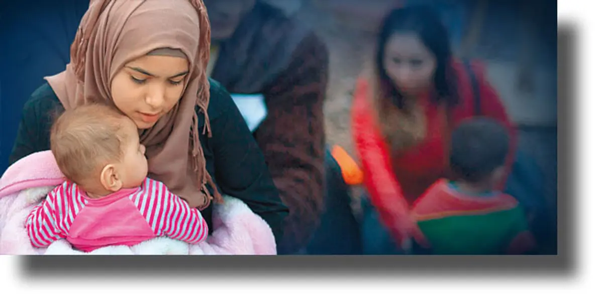 Οι ρατσιστές και οι επιδοτούμενοι ανθρωπιστές