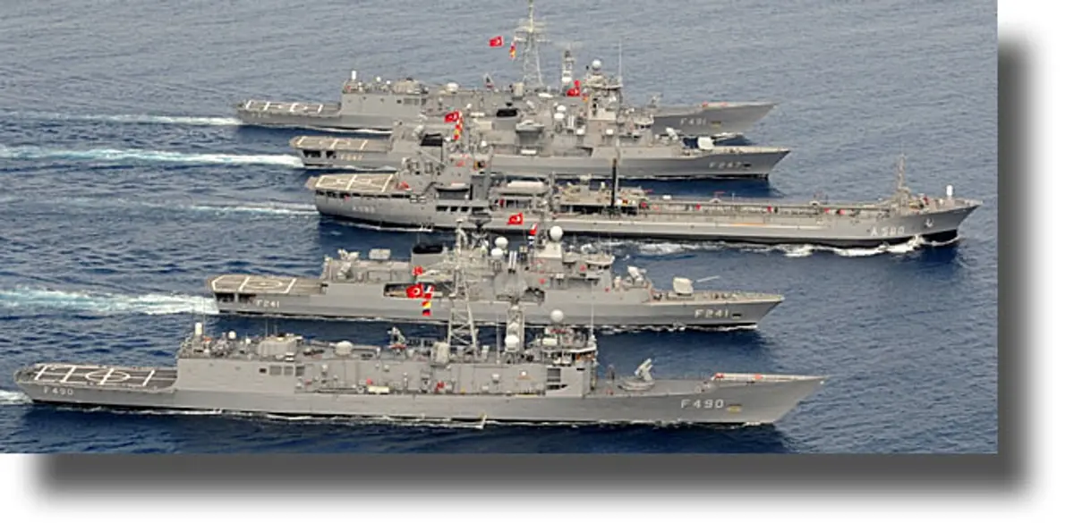 Στήνει σκηνικό κρίσης η Άγκυρα στο Αιγαίο;