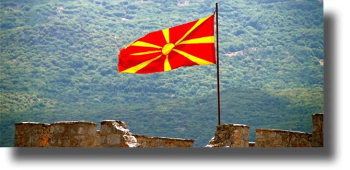 «Βόμβα» από πρώην επικεφαλής της CIA: Έρχονται αλλαγές συνόρων στα Βαλκάνια