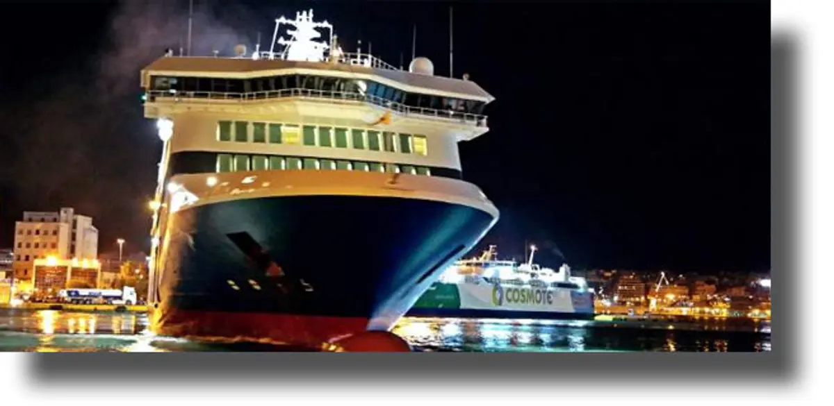 ΛΕΙΨΟΙ: Αδυναμία προσέγγισης του BLUE STAR DELOS λόγω δυσμενών καιρικών συνθηκών