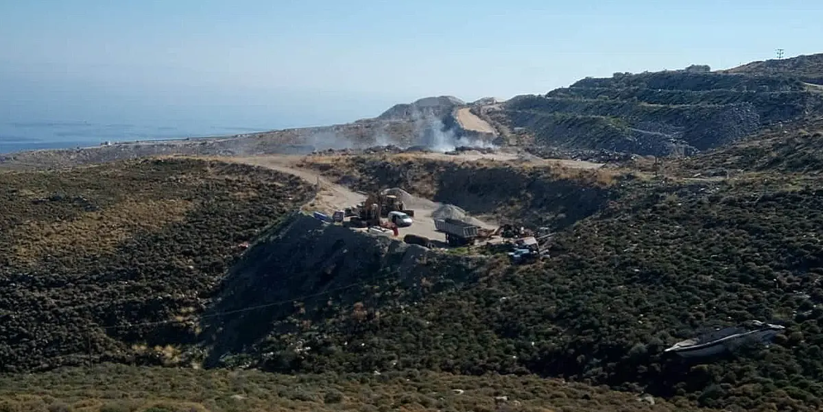 Λέρος: Ξεκίνησε η αποκατάσταση της χωματερής στον Τσίγκουνα