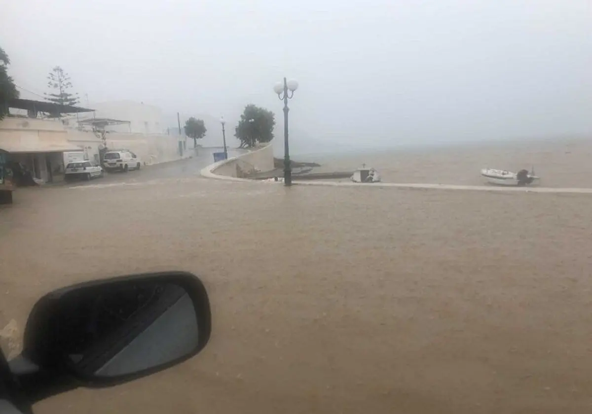 ΛΕΡΟΣ: ΚΗΡΥΧΘΗΚΕ ΣΕ ΚΑΤΑΣΤΑΣΗ ΕΚΤΑΚΤΗΣ ΑΝΑΓΚΗΣ ΤΟ ΝΗΣΙ