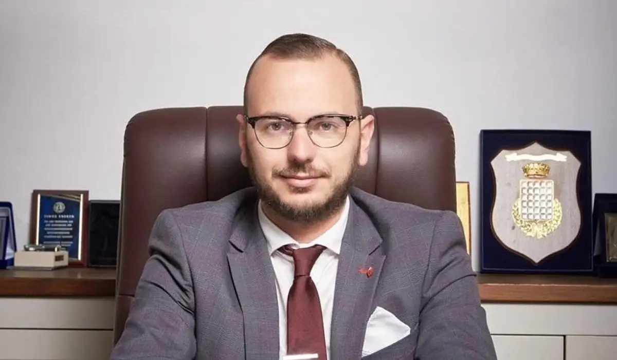 Πάτμος: Άμεση αντίδραση του δημάρχου σε ψευδείς ειδήσεις για τον κορονοϊό – Τήρηση των μέτρων για την ασφάλεια όλων