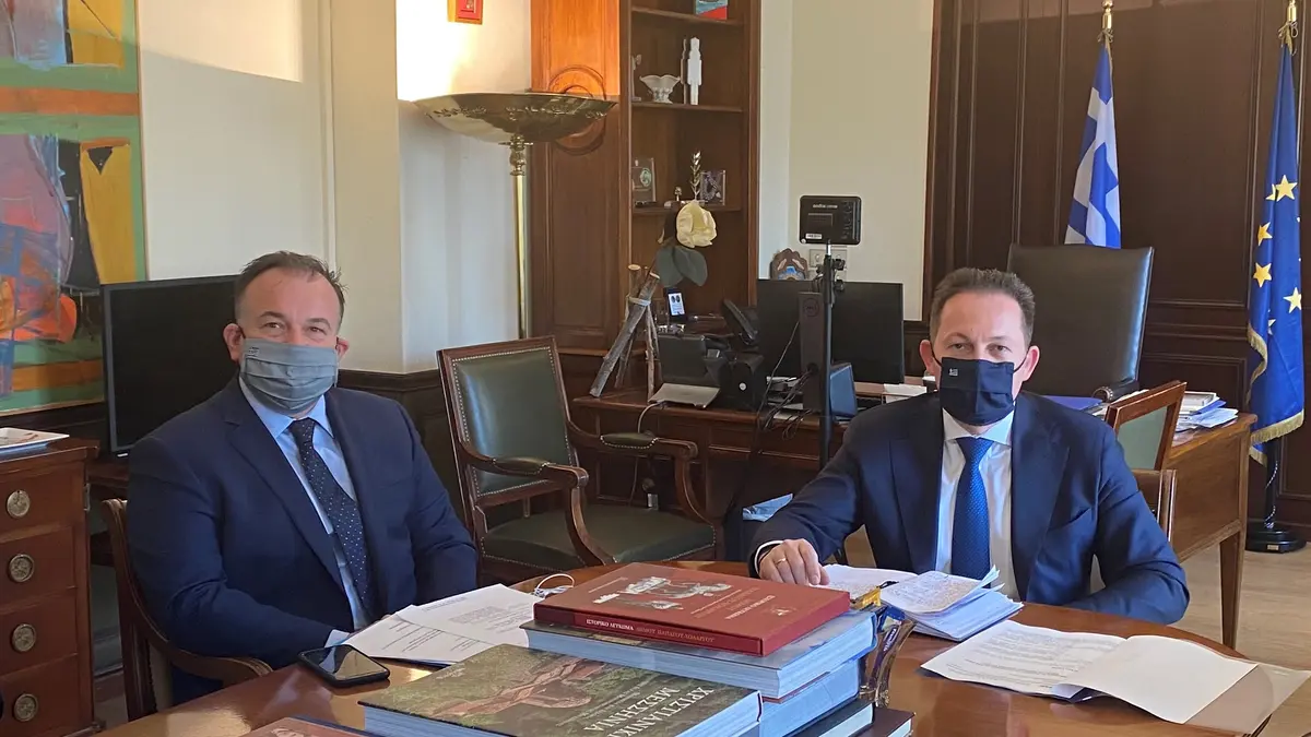 Συνάντηση του Βουλευτή Δωδεκανήσου Ιωάννη Παππά με τον Αναπληρωτή Υπουργό Εσωτερικών Στέλιο Πέτσα για μελέτη αφαλάτωσης νήσου Καλύμνου