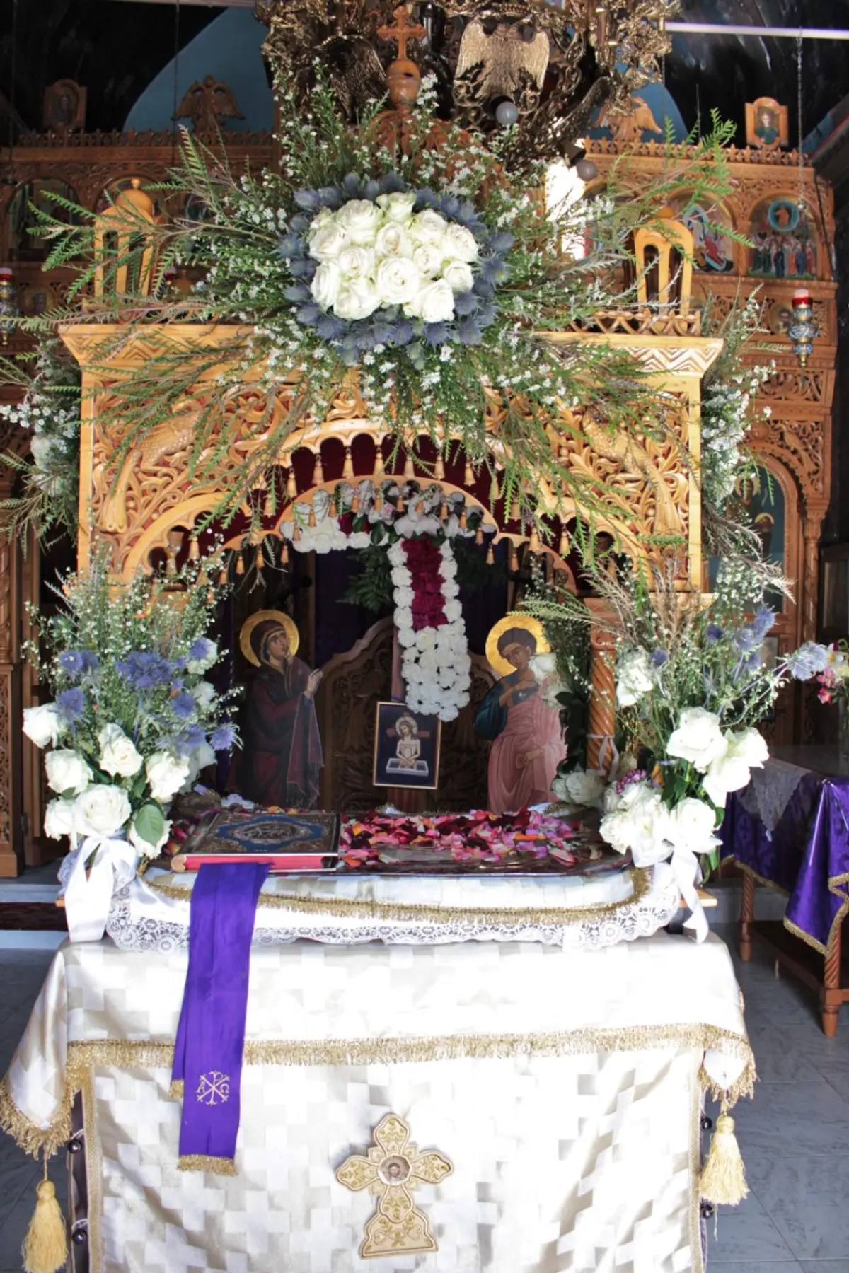 Λέρος: Οι Επιτάφιοι των ενοριών