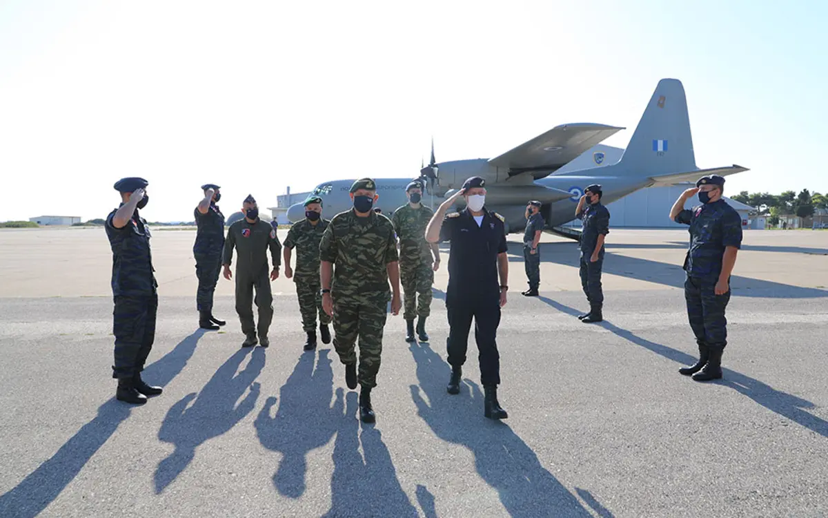 Ο νέος ναύσταθμος και το αβύθιστο αεροπλανοφόρο