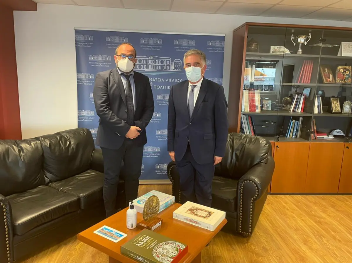 Συνάντηση Β. Υψηλάντη με τον Γ. Γ. Αιγαίου και Νησιωτικής Πολιτικής Μανώλη Κουτουλάκη