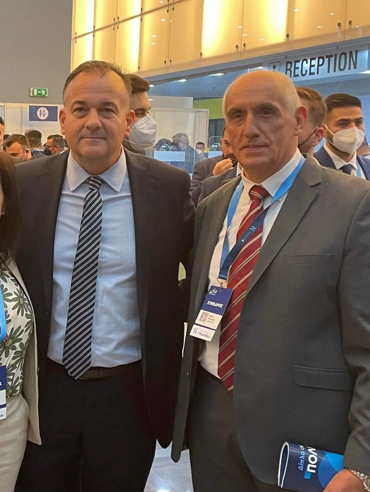 Ο Ι. Παππάς συγχαίρει τον Μηνά Νικολάου για την εκλογή του στην Πολιτική Επιτροπή της ΝΔ