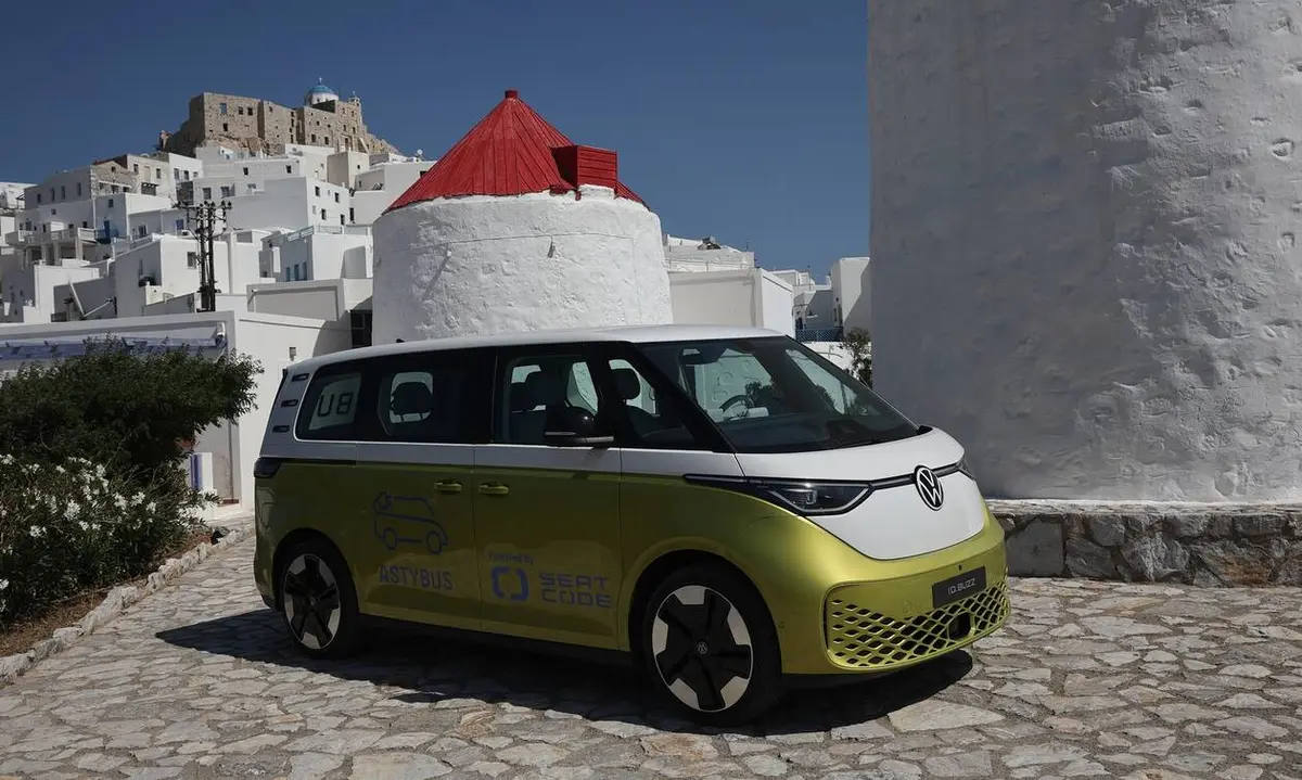 Αστυπάλαια: Γερμανικά ΜΜΕ για το πείραμα της ηλεκτροκίνησης στο νησί των Δωδεκανήσων