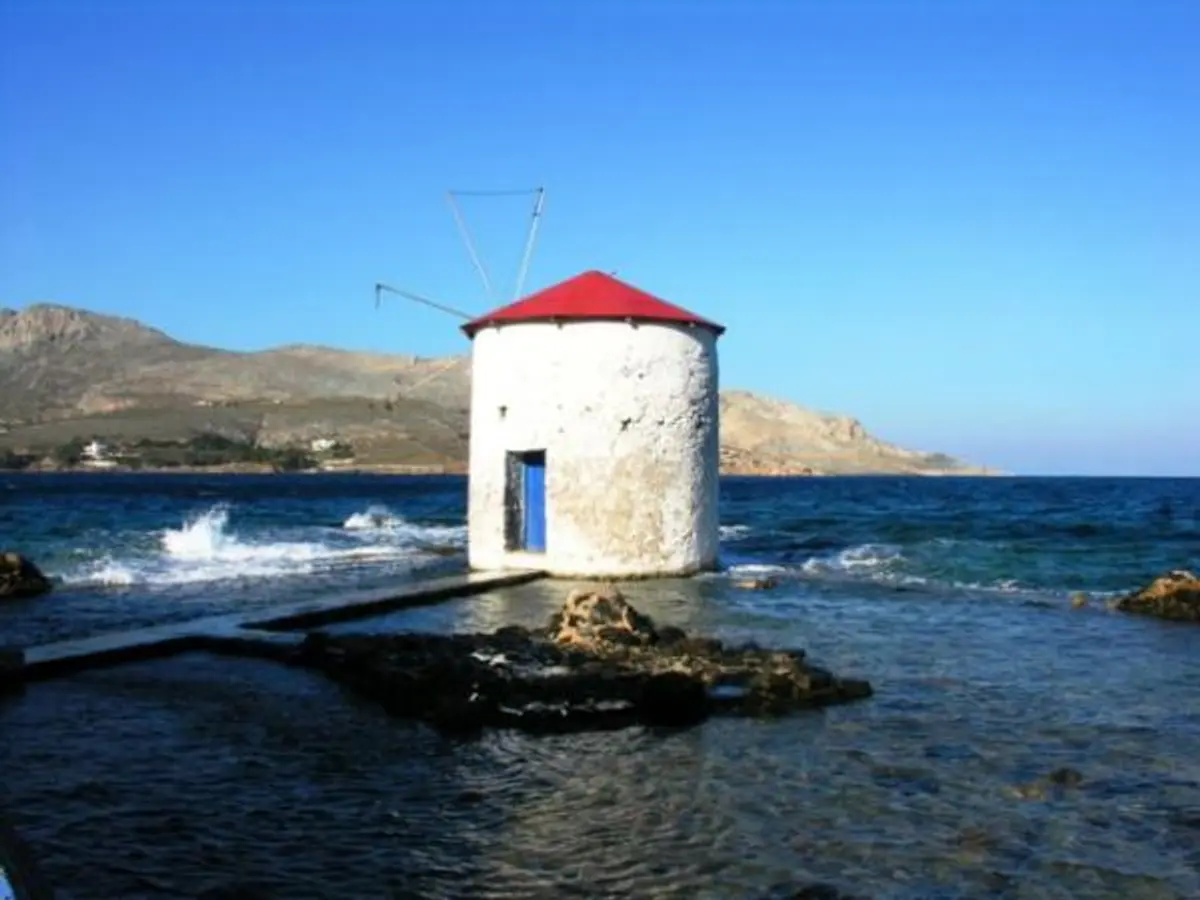 Η Λέρος ανάμεσα στα 5 πιο μεγαλειώδη ελληνικά νησιά στα Δωδεκάνησα σύμφωνα με Αυστραλιανό οδηγό