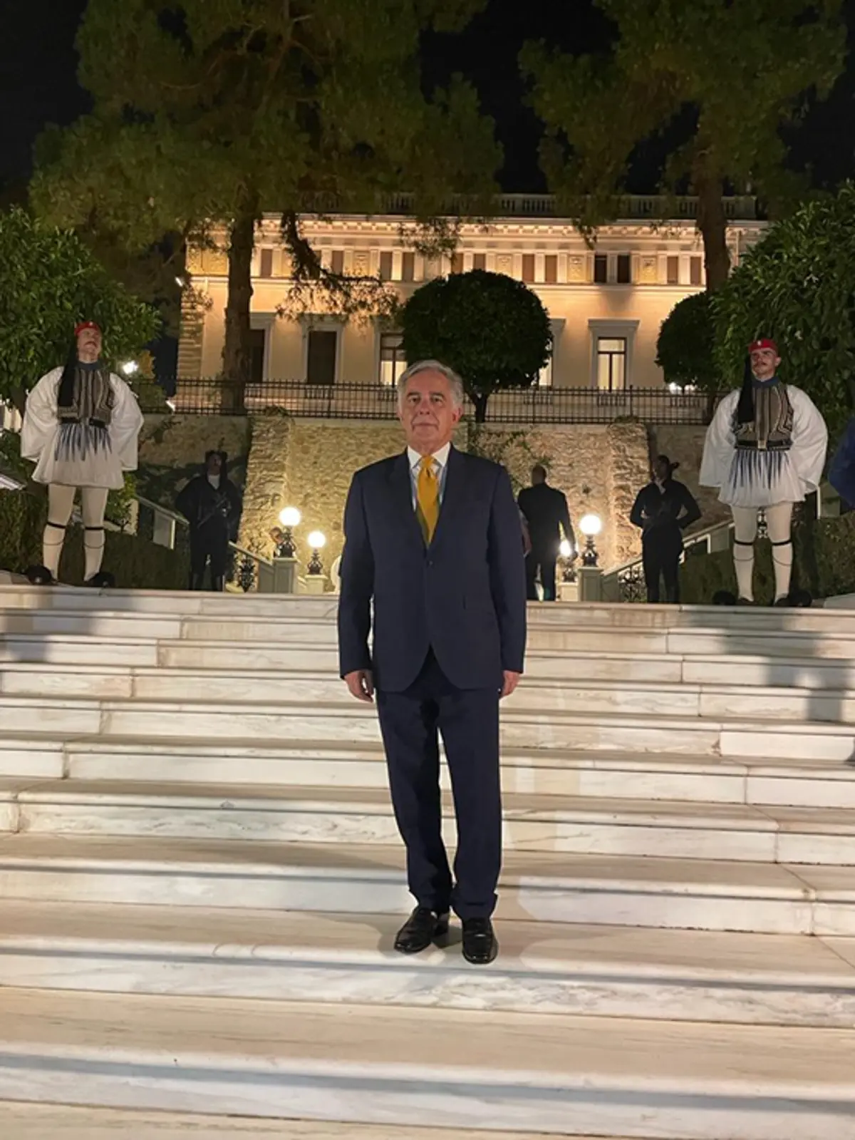 Ο Βασίλης Α. Υψηλάντης στον εορτασμό για την αποκατάσταση της Δημοκρατίας στο Προεδρικό Μέγαρο