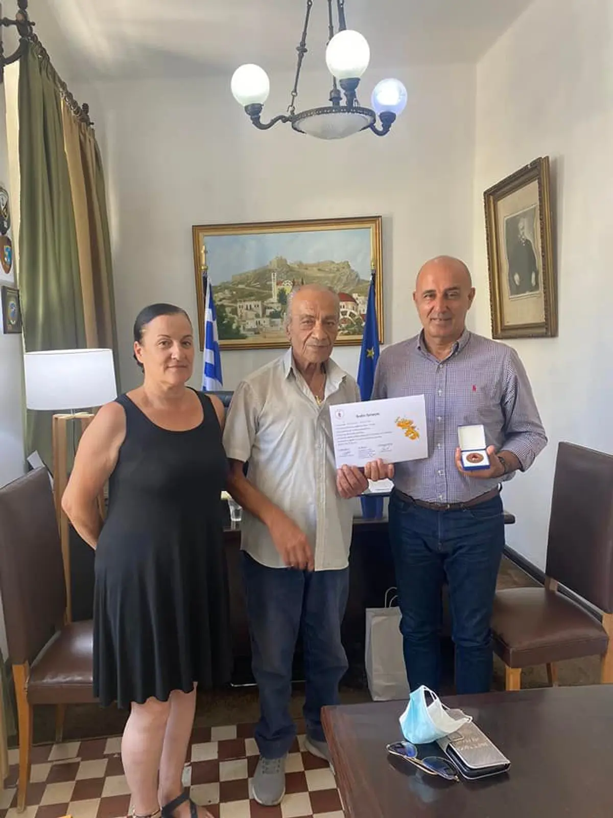 Απονομή “Βραβείου Προσφοράς” στον Δήμαρχο Λέρου από τον Σύλλογο Εθελοντών Αιμοδοτών