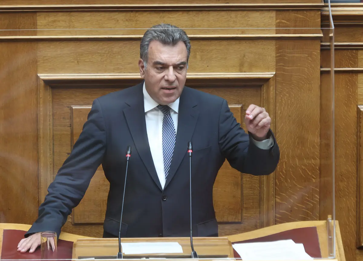 Ο Μάνος Κόνσολας στηρίζει την πρόταση του Δήμου Ηρωικής Νήσου Κάσου για την αναβάθμιση της ακτοπλοϊκής σύνδεσης του νησιού