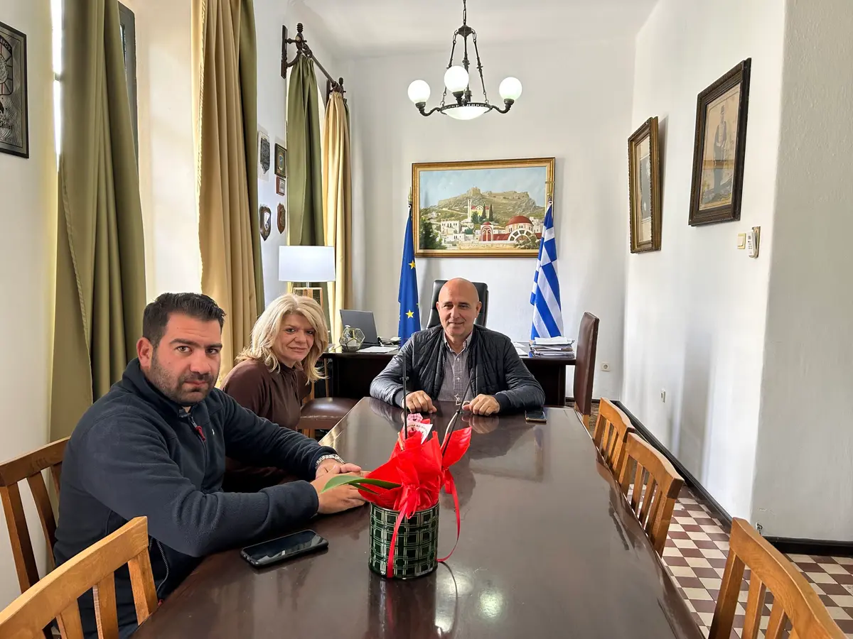 Επίσκεψη της Προέδρου της Πανελλήνιας Ένωσης Λερίων Φωτεινής Ασβεστά στον Δήμαρχο Λέρου