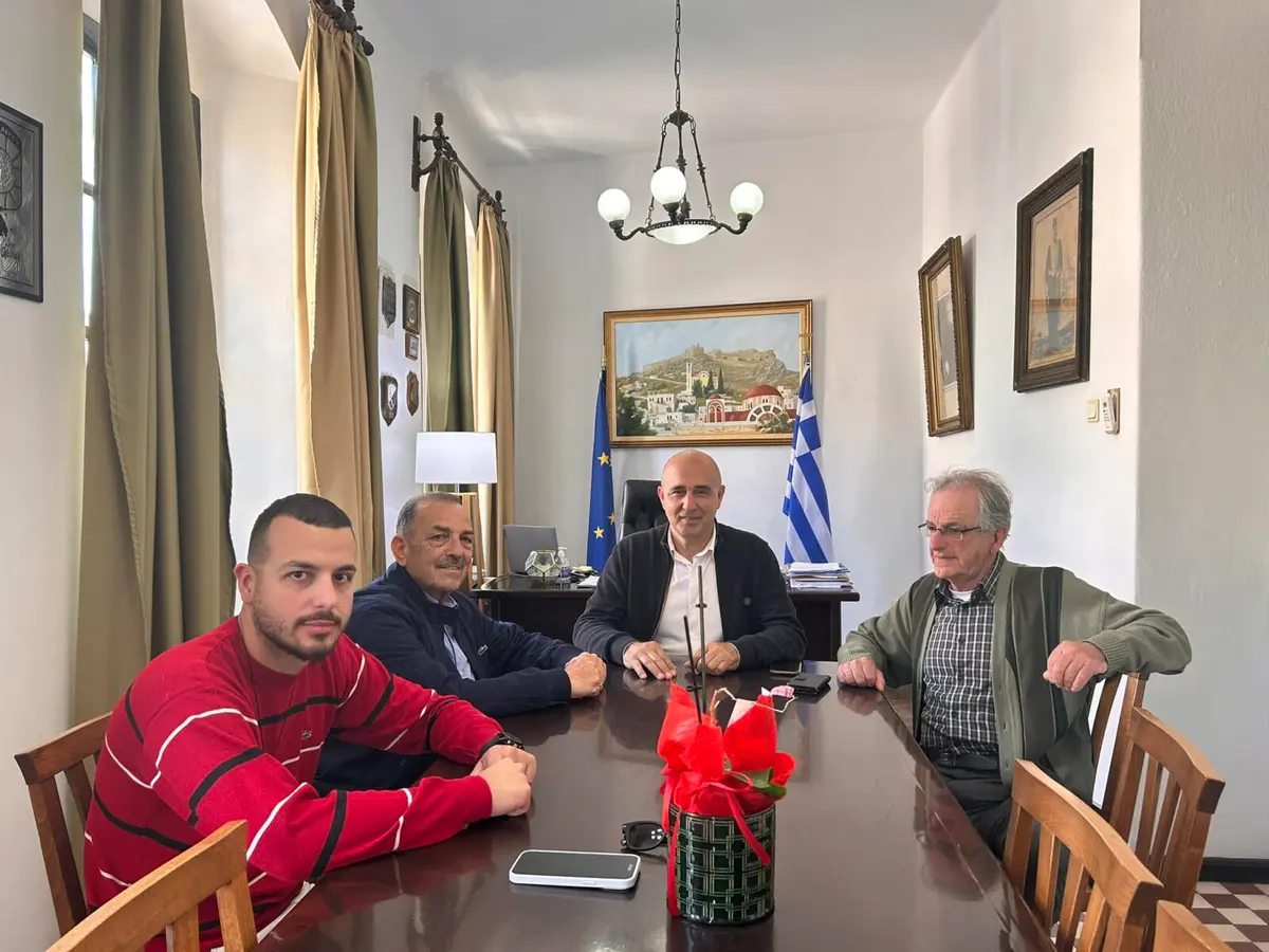 Επίσκεψη του υποψήφιου βουλευτή ΠΑΣΟΚ ΚΙΝΑΛ κ. Φώτη Χατζηδιάκου στον Δήμαρχο Λέρου
