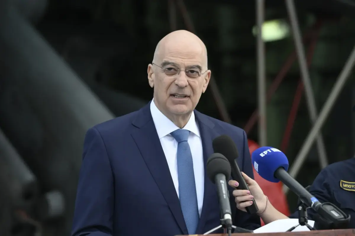 Τουρκική παρενόχληση στο αεροσκάφος Δένδια και των Υπουργών Άμυνας Γαλλίας και Ολλανδίας