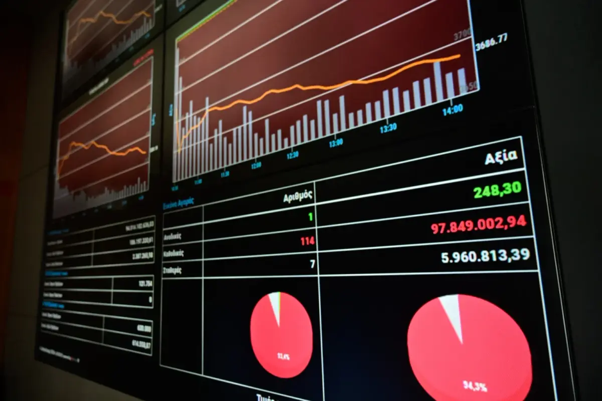 ΗΠΑ: «Μαύρη» Παρασκευή στη Wall Street – Mεγάλες απώλειες στα ευρωπαϊκά χρηματιστήρια