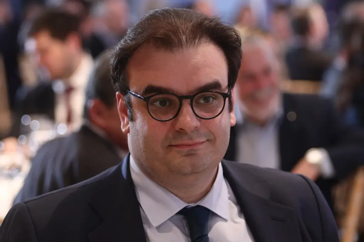 Ξεμπλοκάρουν οι μεταβιβάσεις και οι γονικές παροχές ακινήτων στους ενήμερους οφειλέτες του Δημοσίου