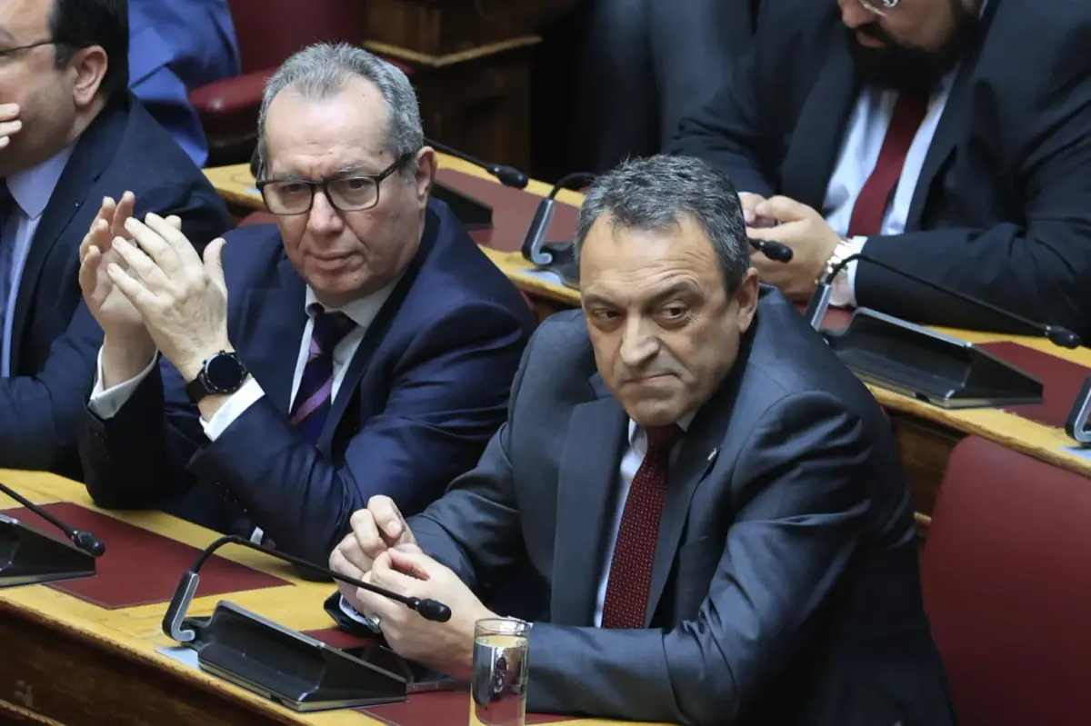 Βουλή: Πώς αλλάζει τις ισορροπίες η ιστορική απόφαση για τους «Σπαρτιάτες» – Πολιτική κόντρα για την πλειοψηφία των «149»