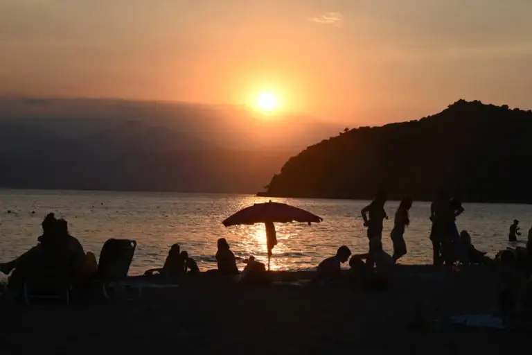 ΕΜΥ: Υψηλές θερμοκρασίες και άνεμοι έως 7 μποφόρ στο Αιγαίο