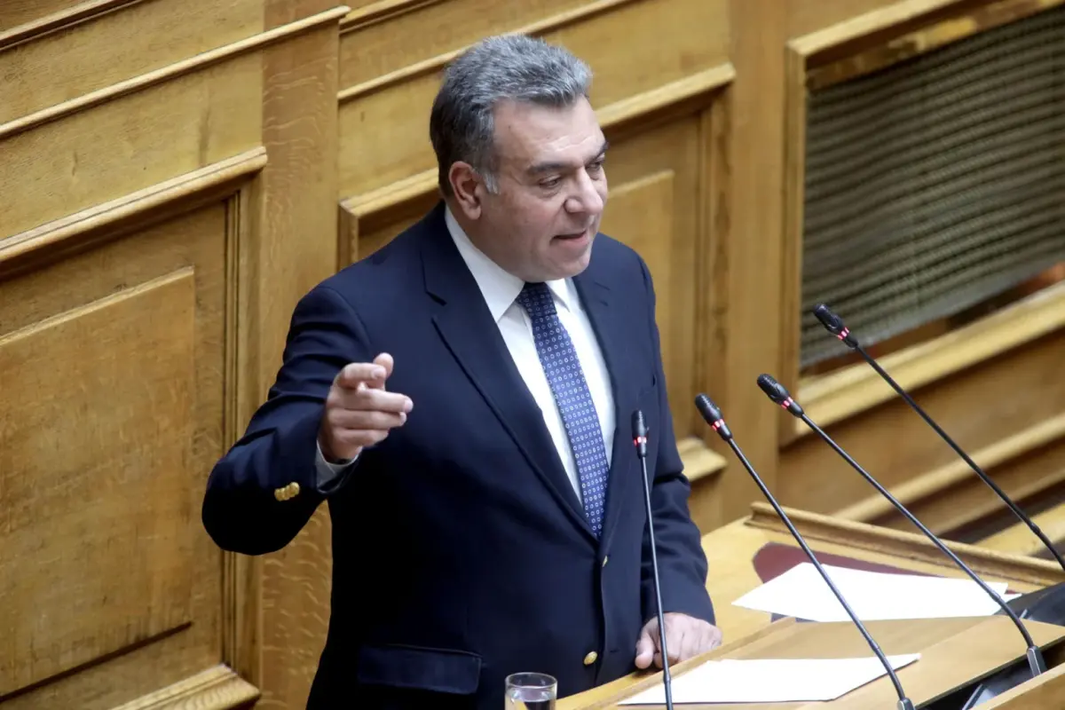 Μάνος Κόνσολας: «Nα ενταχθεί το Κέντρο Υγείας Πάτμου στο πρόγραμμα οικονομικής ενίσχυσης για τους γιατρούς που υπηρετούν σε απομακρυσμένα νησιά»