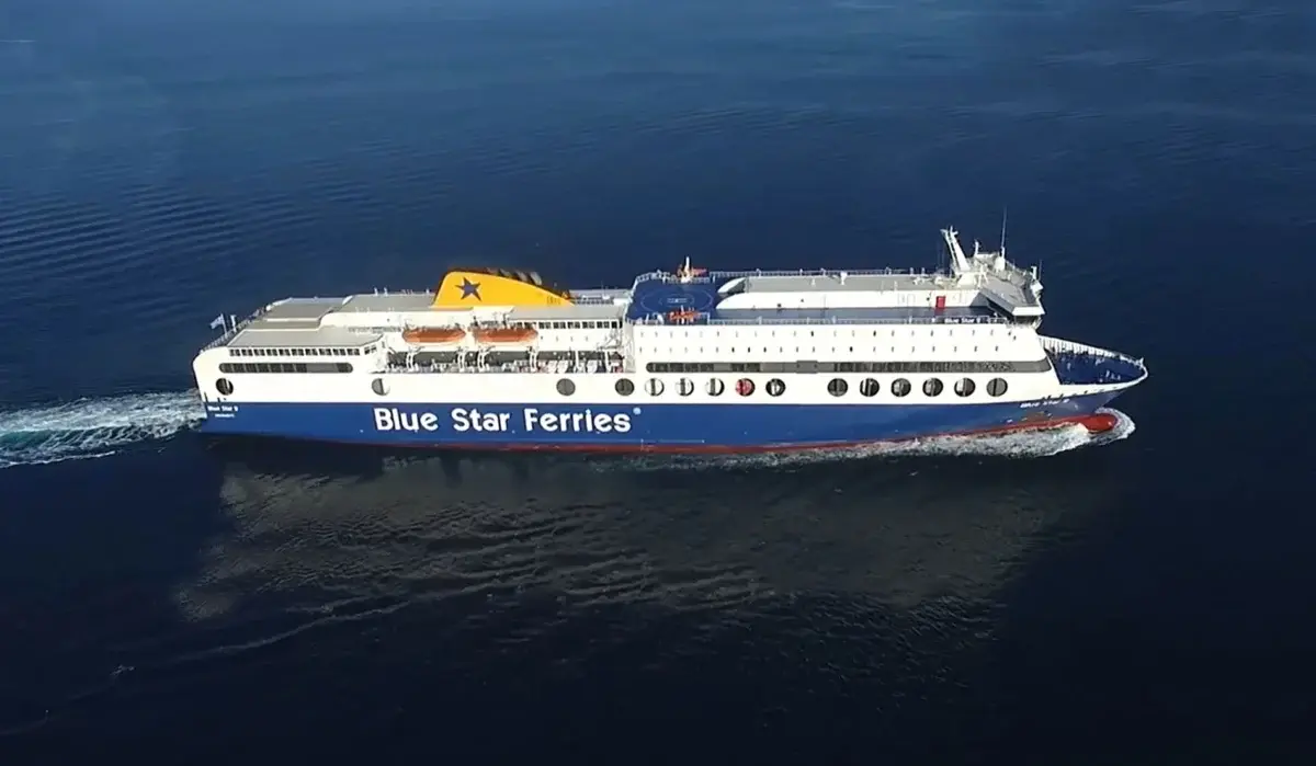 Εκτός δρομολογίων το Blue Star 2 λόγω προγραμματισμένης ακινησίας