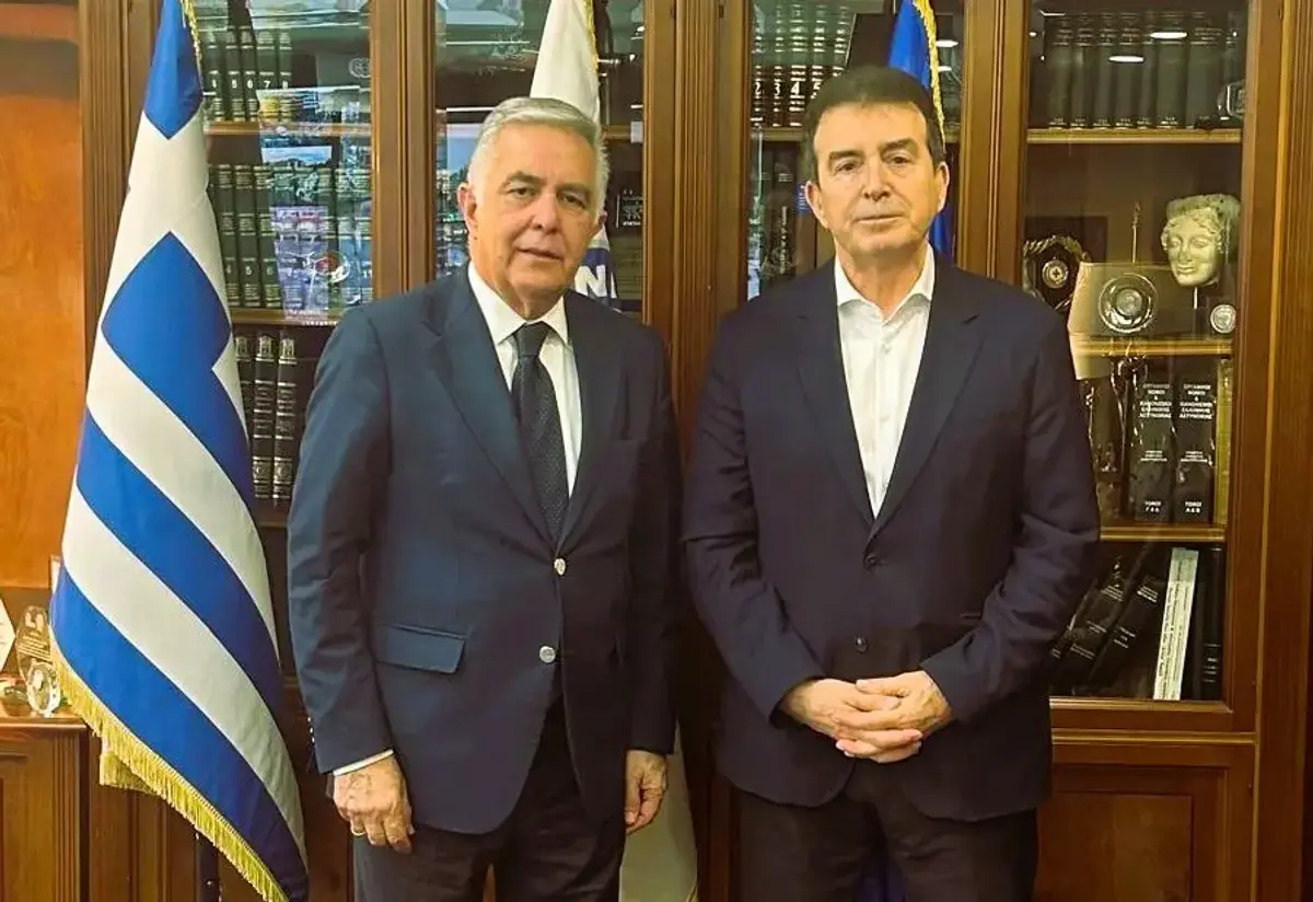 Λέρος: Σκέψεις για μεταστέγαση του Αστυνομικού Τμήματος στο ΠΙΚΠΑ – Συνάντηση του Βασίλη Α. Υψηλάντη με τον Υπουργό Προστασίας του Πολίτη