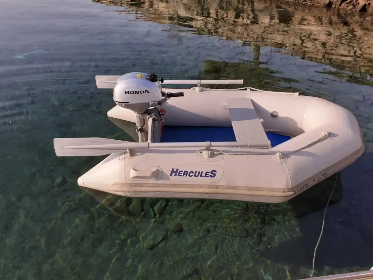 Λέρος – Αγγελία: Πωλείται φουσκωτό σκάφος μήκους 2,20 μέτρων