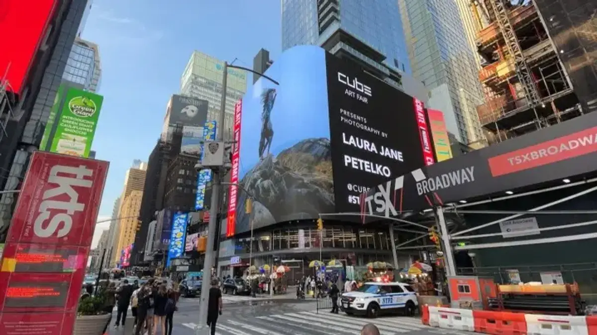 Στον «κύβο» της πλατείας Times Square στη Νέα Υόρκη τα Δωδεκάνησα