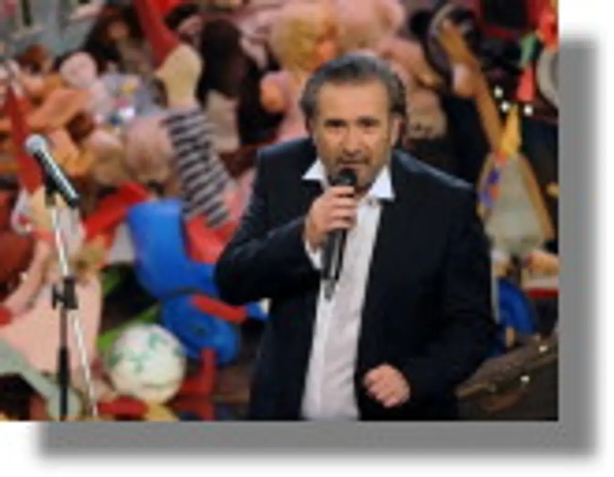 Το Μπελένειο Γυμνάσιο Λέρου στο Αλ Τσαντίρι Νιους με τον Λάκη Λαζόπουλο!