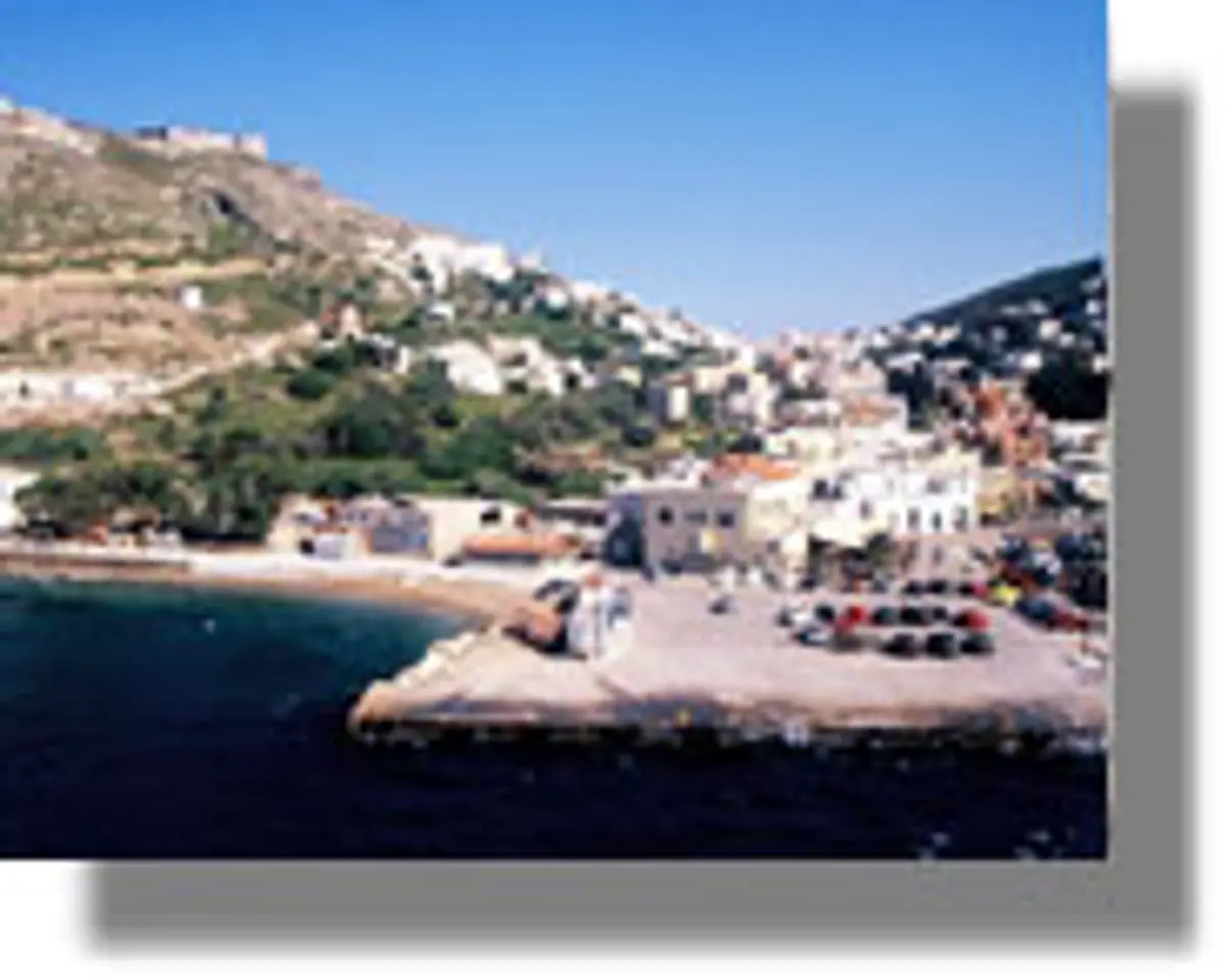 «Πύλη εισόδου» αναγκαία! Όχι στο παραδοσιακό λιμάνι της Αγ. Μαρίνας – στο Λακκί