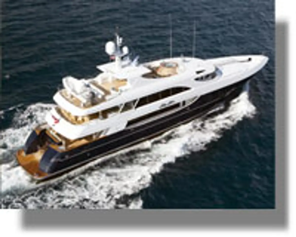 Ρυμούλκηση θαλαμηγού στην Πάτμο λόγω μηχανικής βλάβης