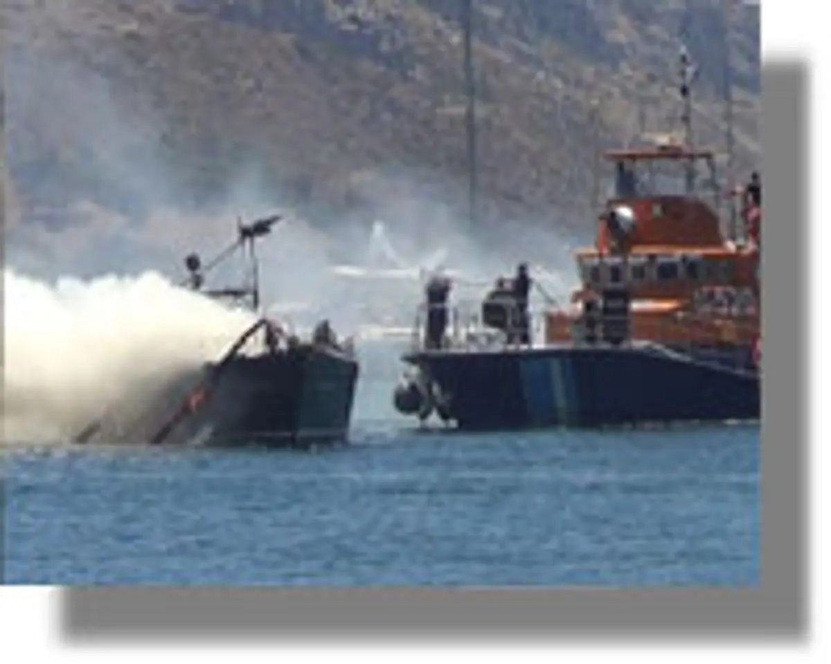 Πυρκαγιά σε ιστιοπλοϊκό σκάφος στο Λακκί Λέρου!