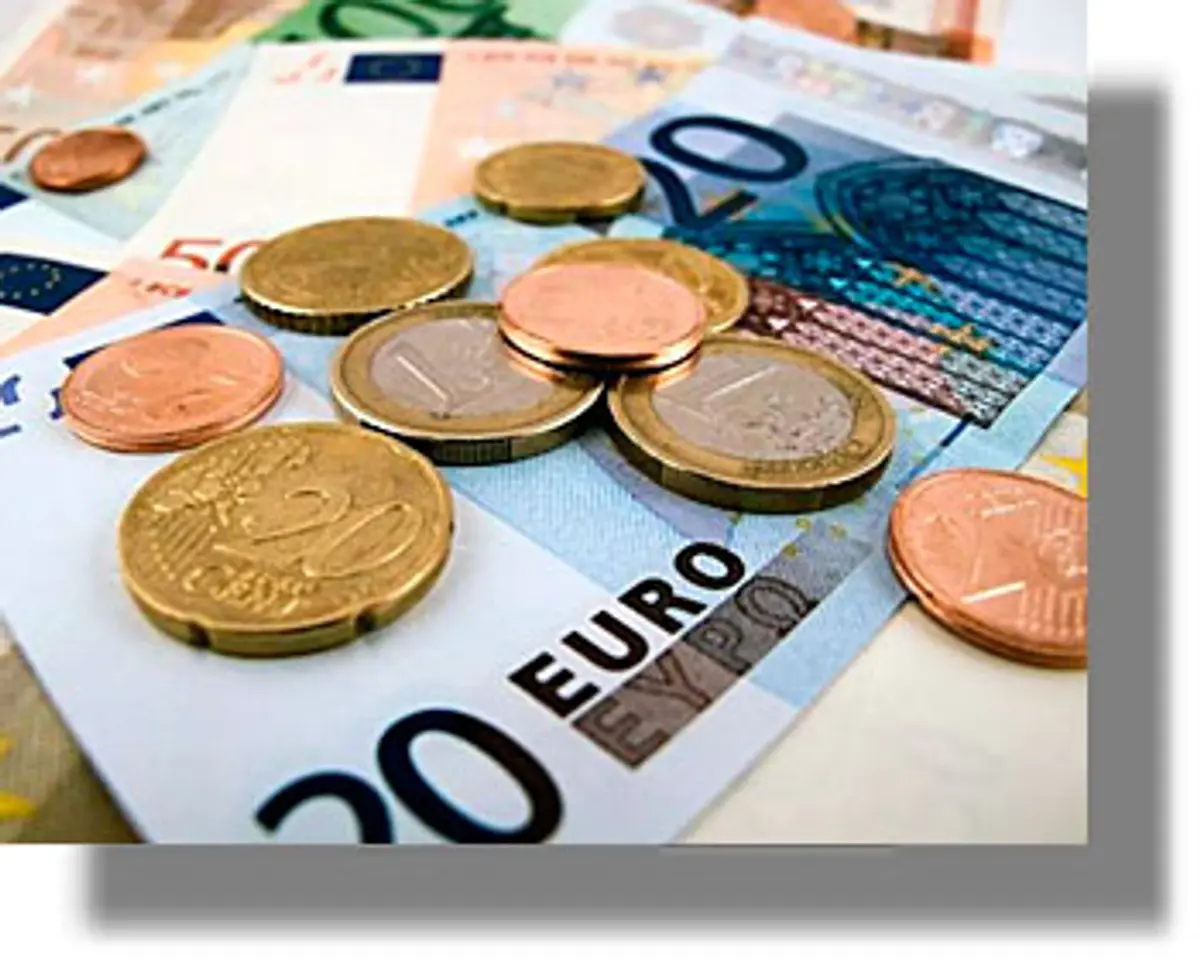 Δέσμευση της κυβέρνησης να επανεξετάσει τους μειωμένους συντελεστές ΦΠA στα νησιά