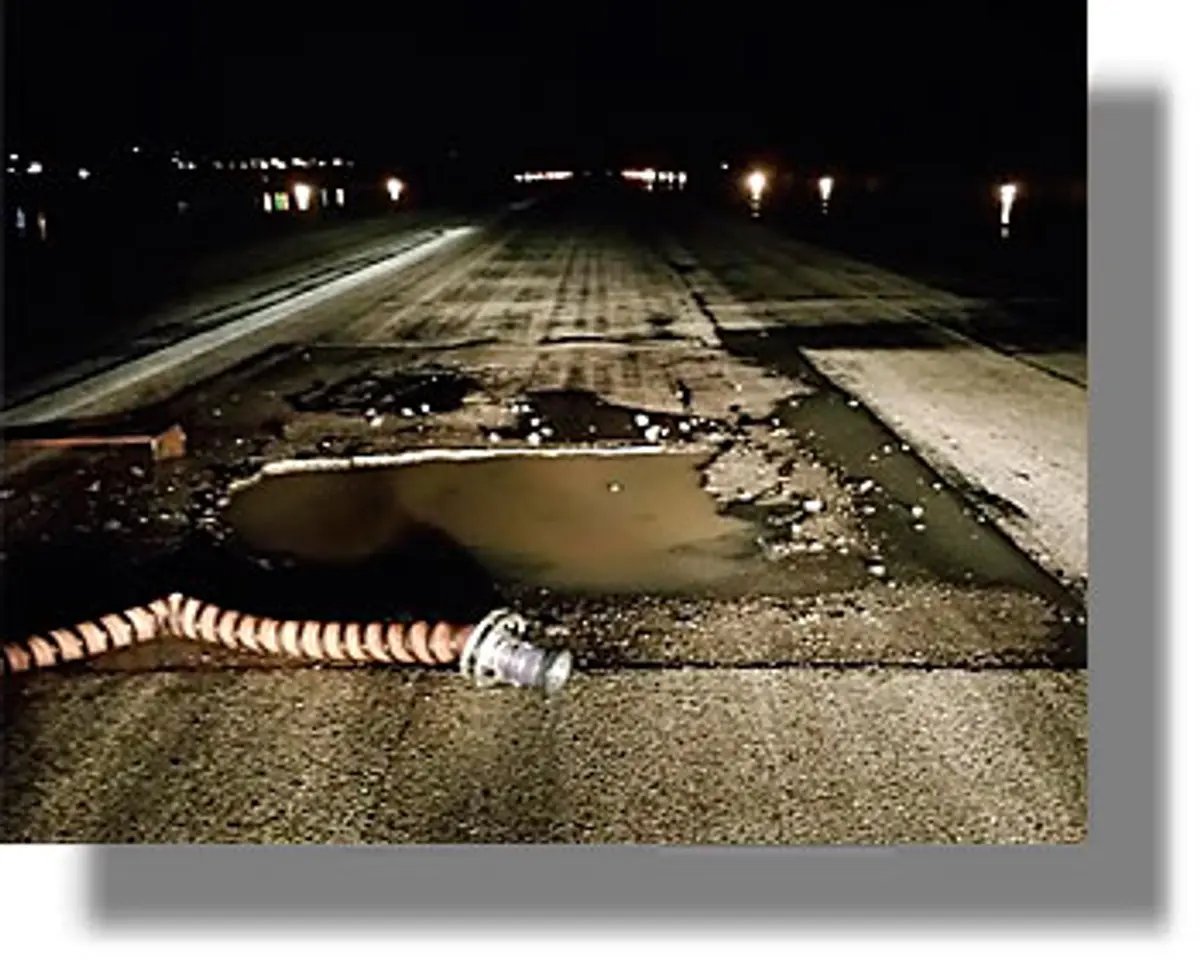 ΡΟΔΟΣ: Αποκαταστάθηκε από την Περιφέρεια ο διάδρομος προσγείωσης του Αεροδρομίου