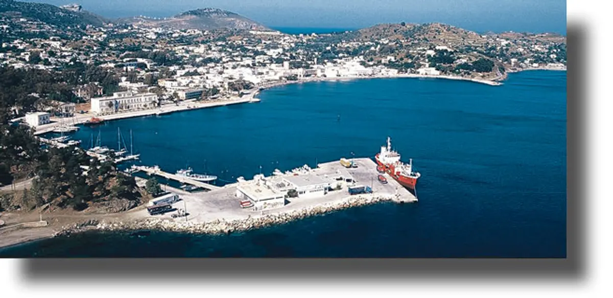 Το λιμάνι της Λέρου αντιμετωπίζει τον κίνδυνο να καταρρεύσει