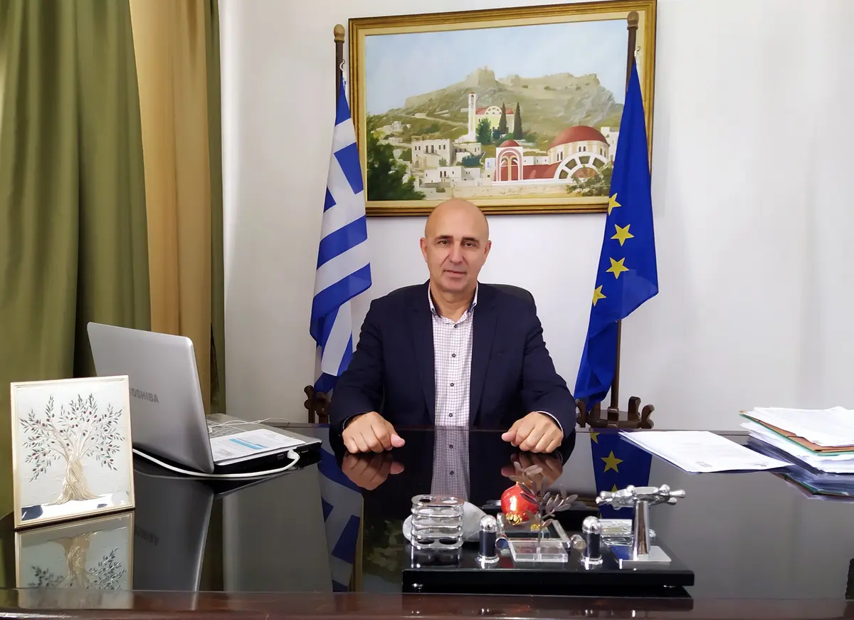 ΔΗΜΑΡΧΟΣ ΚΟΛΙΑΣ