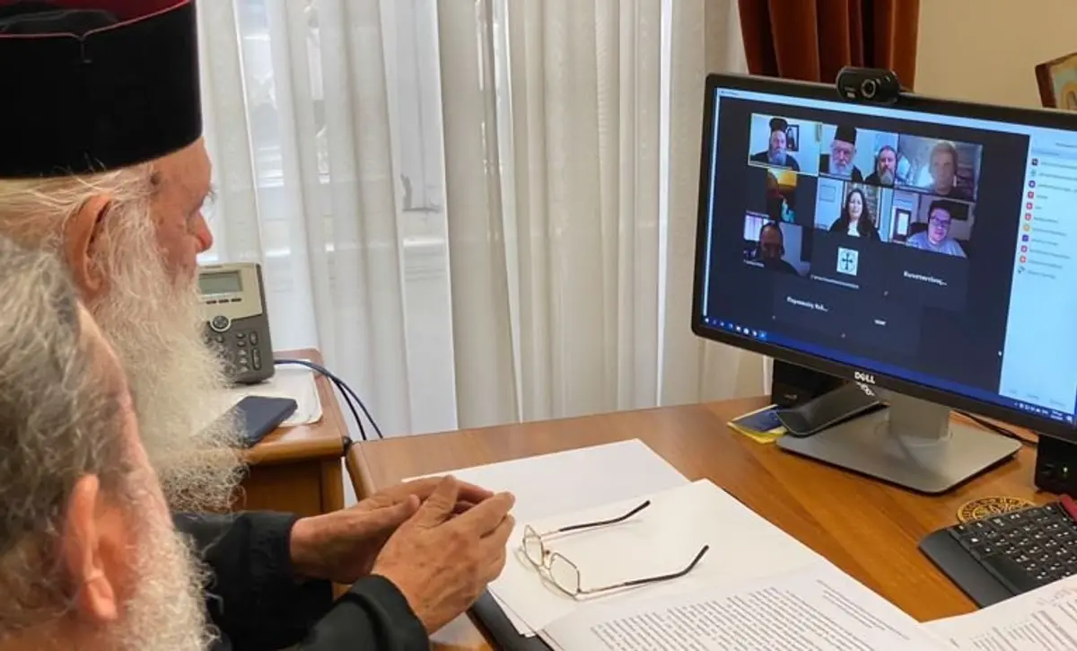 ΞΕΚΙΝΟΥΝ ΤΑ ΝΕΑ ΔΩΡΕΑΝ ΕΞ ΑΠΟΣΤΑΣΕΩΣ ΕΠΙΜΟΡΦΩΤΙΚΑ ΠΡΟΓΡΑΜΜΑΤΑ ΓΙΑ ΚΛΗΡΙΚΟΥΣ ΚΑΙ ΛΑΪΚΟΥΣ