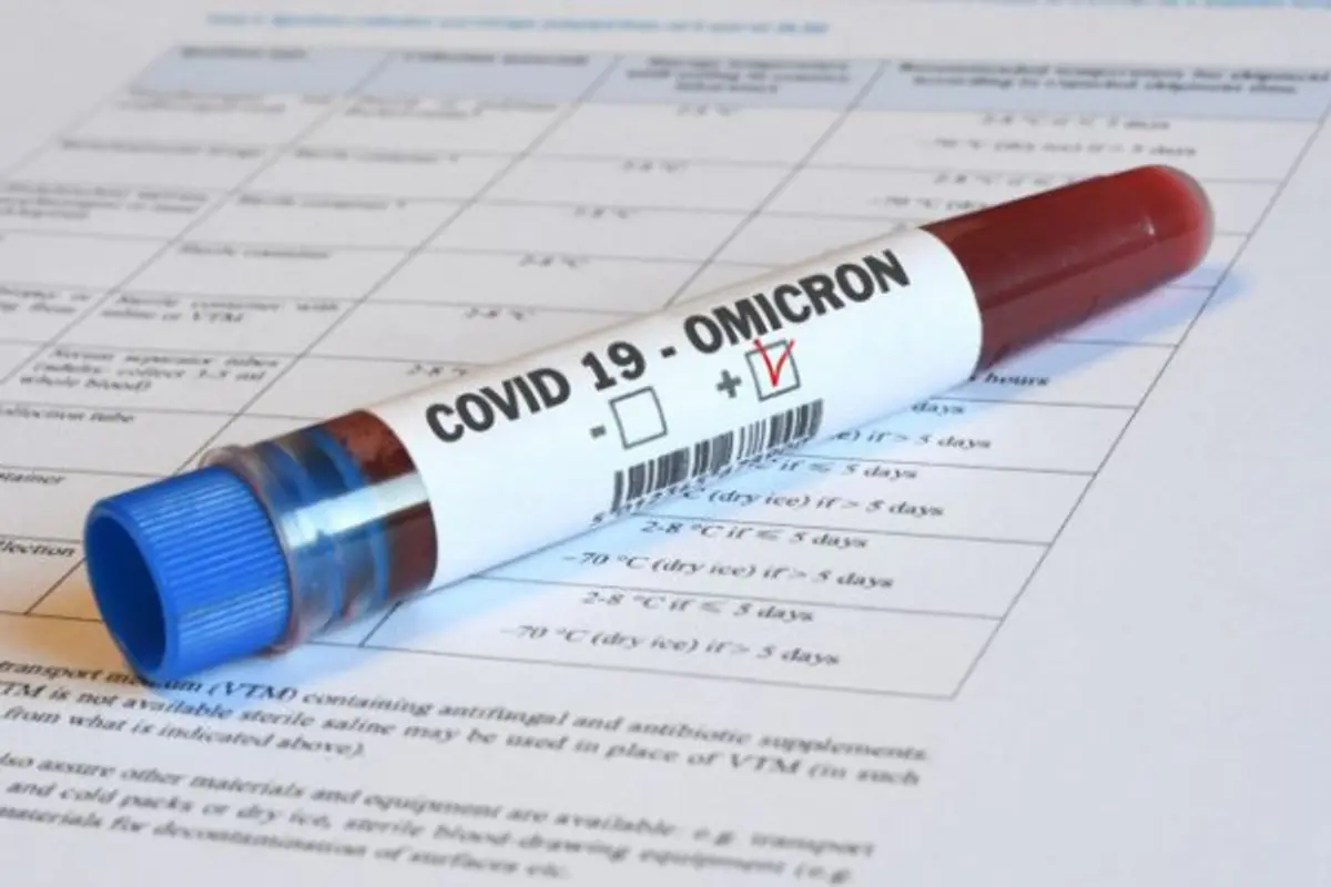 Κοροναϊός – Οι τρεις μύθοι για την Όμικρον που καταρρίπτονται