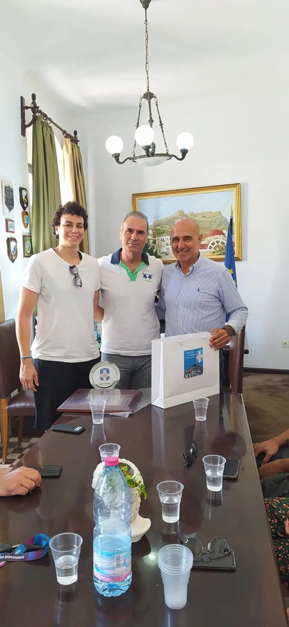 Επίσκεψη της διεθνούς αθλήτριας Καλαθοσφαίρισης Άρτεμις Σπανού στον Δήμαρχο Λέρου