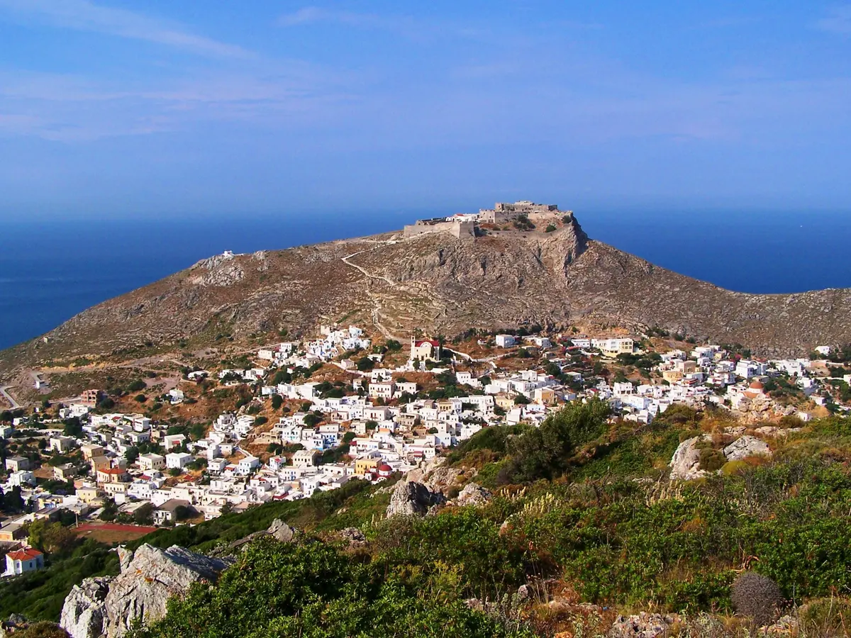 Λέρος: Το κάστρο στο Παντέλι, τα Άλινδα και το Λακκί