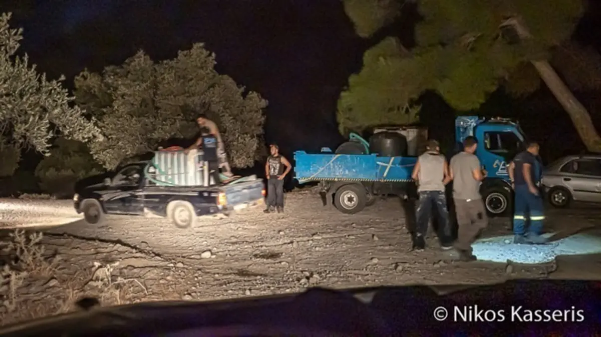 ΡΟΔΟΣ: Κορυφώνεται η μάχη για την κατάσβεση των μετώπων της φωτιάς