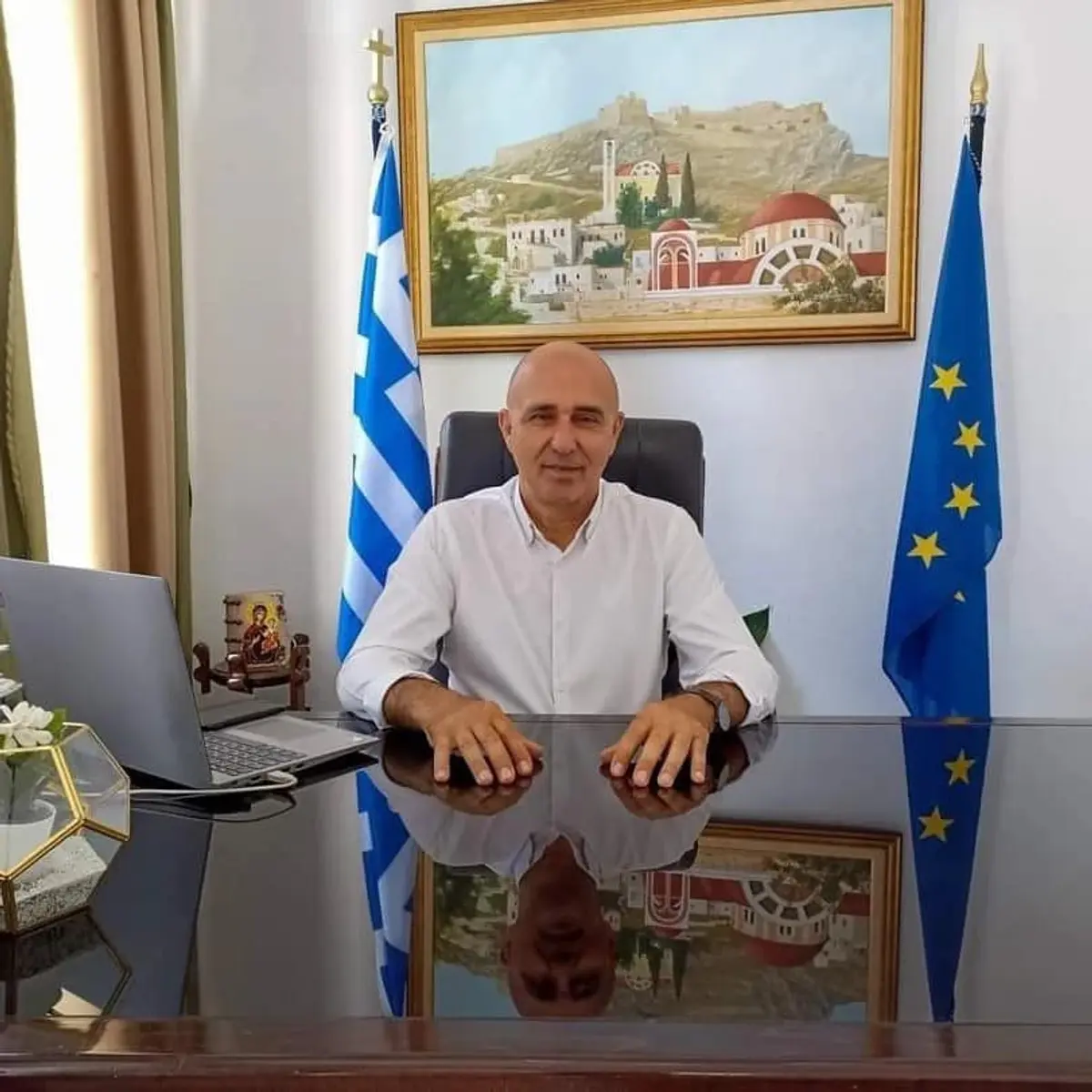 ΑΠΑΝΤΗΣΗ ΔΗΜΑΡΧΟΥ ΛΕΡΟΥ ΜΙΧΑΛΗ ΚΟΛΙΑ ΣΕ ΑΝΑΡΤΗΣΗ ΒΙΝΤΕΟ