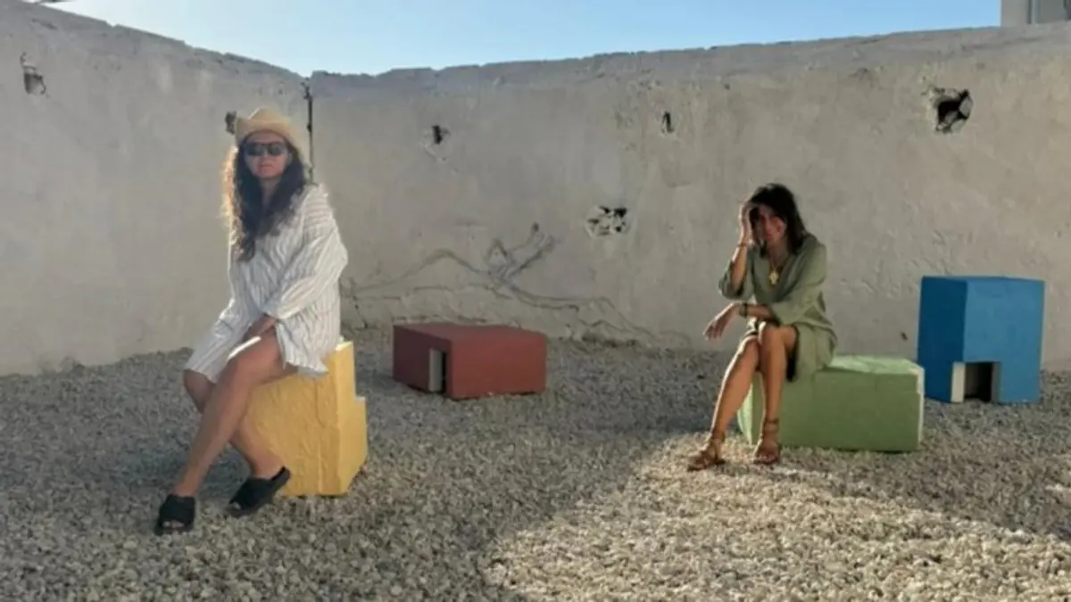 Η Μπουρτζού και η Γκιζέμ από την Κωνσταντινούπολη κάνουν τη Λέρο εικαστικό hotspot