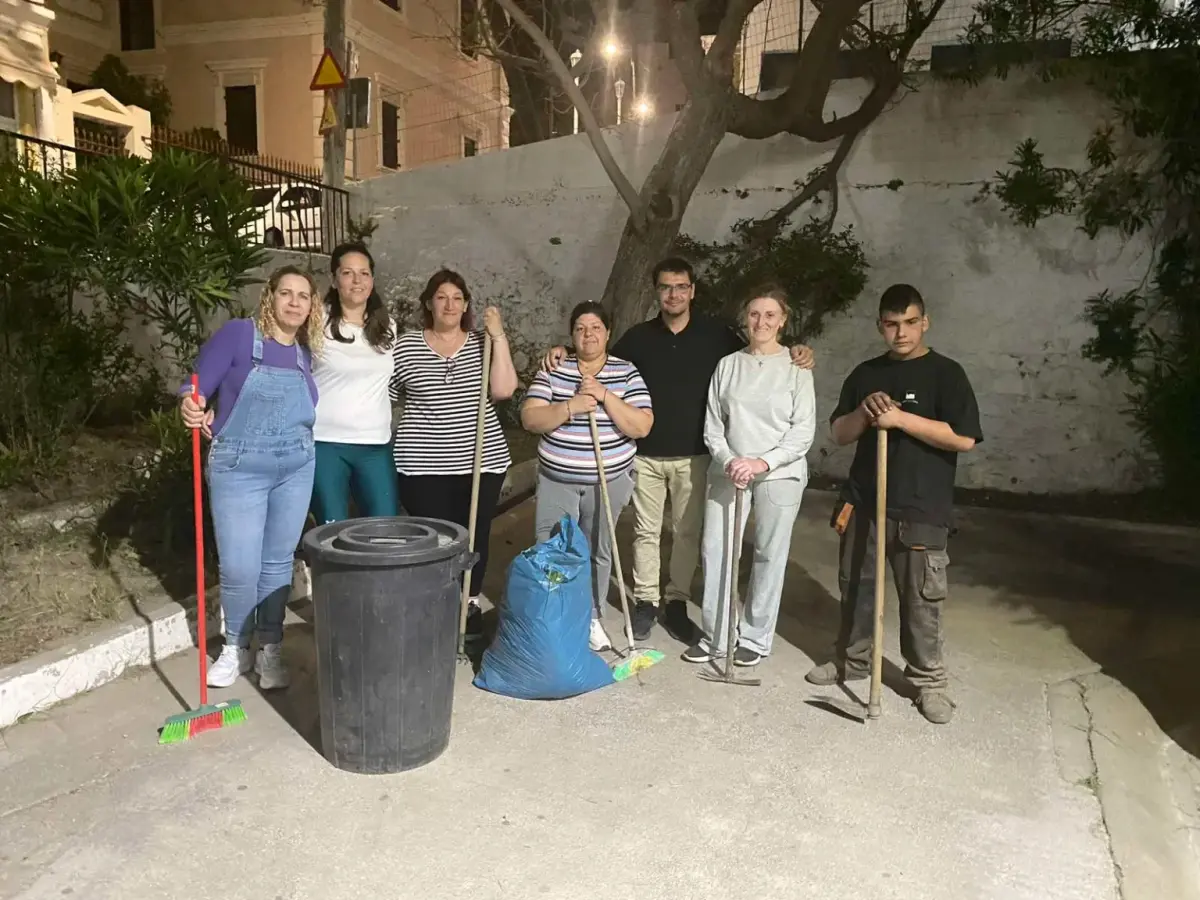 Leros: Students of the Evening Gymnasium with Lyceum classes in Leros take action to revitalize schoolyard