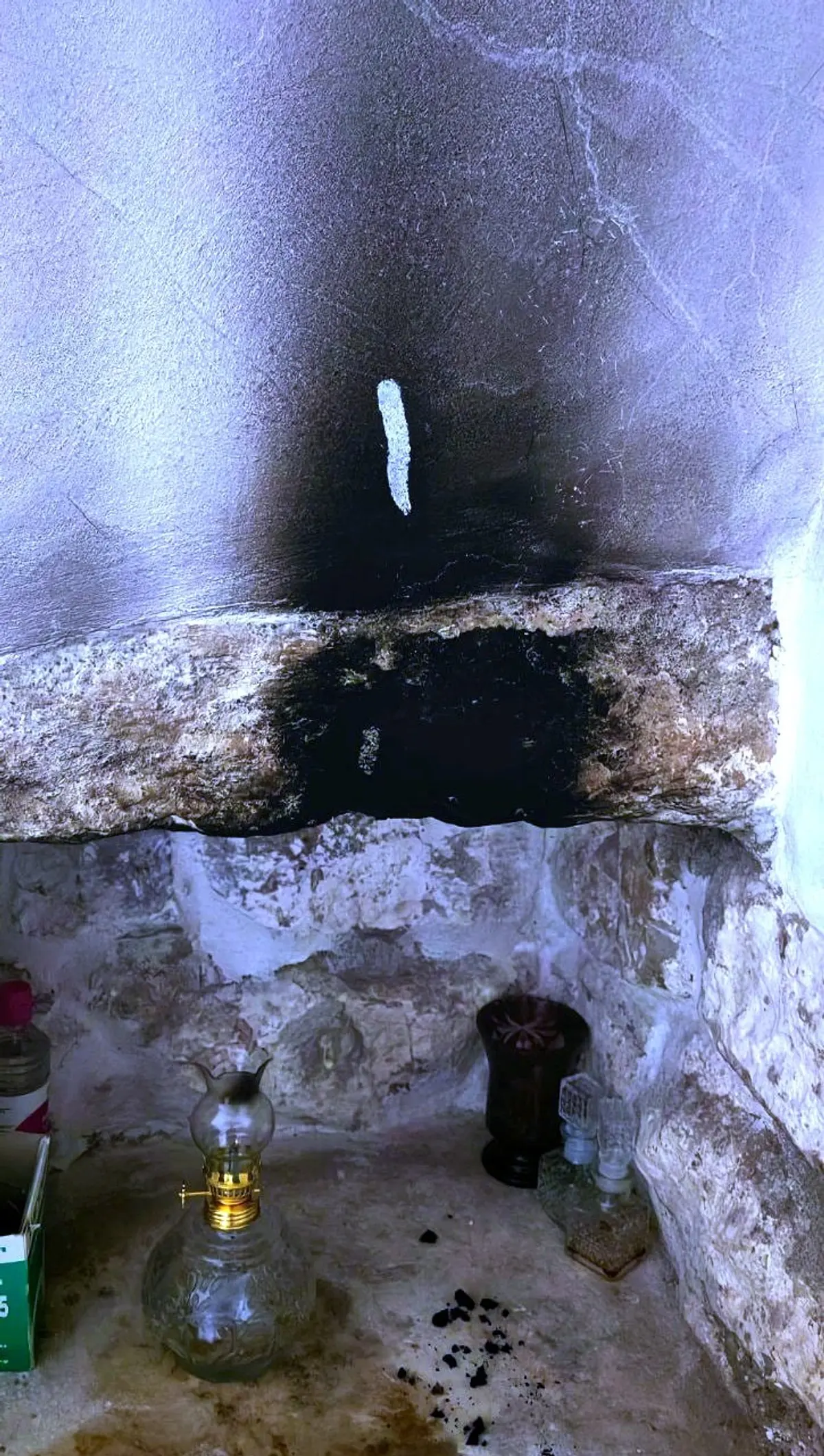 Λέρος: Πυρκαγιά στο Ιερό Παρεκκλήσιο του Αγίου Γεωργίου στην περιοχή Σμαλού