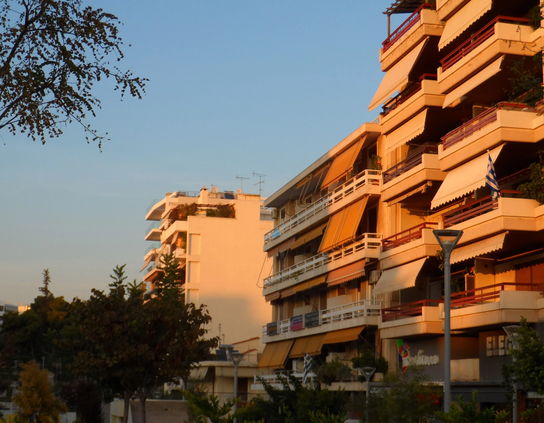 Ακίνητα: Αλλάζουν τα όρια σε 12.000 οικισμούς – Πώς θα προστατεύσουν οι ιδιοκτήτες τα δικαιώματα δόμησης
